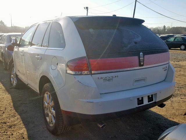 2LMDU88C57BJ12806 - 2007 LINCOLN MKX WHITE photo 3