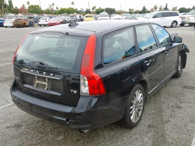 YV1672MW2B2611911 - 2011 VOLVO V50 T5 BLACK photo 4