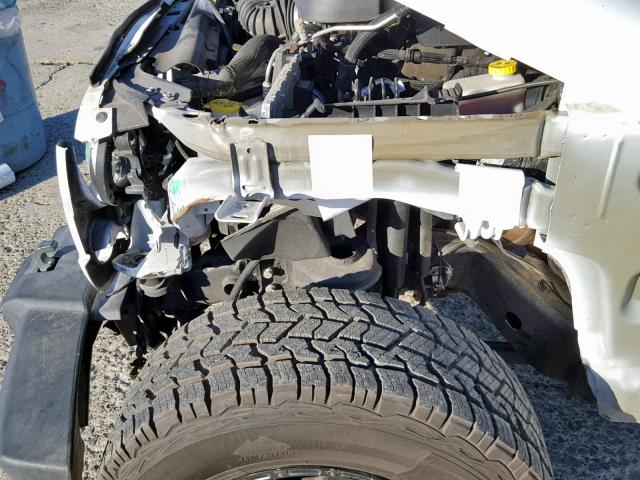 1C4BJWDG7GL334437 - 2016 JEEP WRANGLER U WHITE photo 9