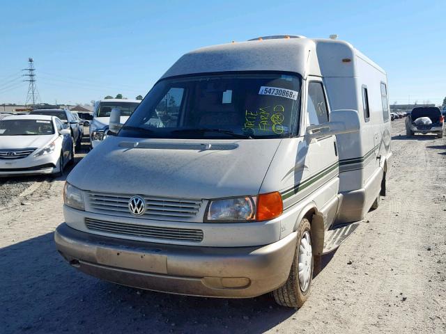 WV3AB47022H067664 - 2002 WINNEBAGO RIALTA BEIGE photo 2