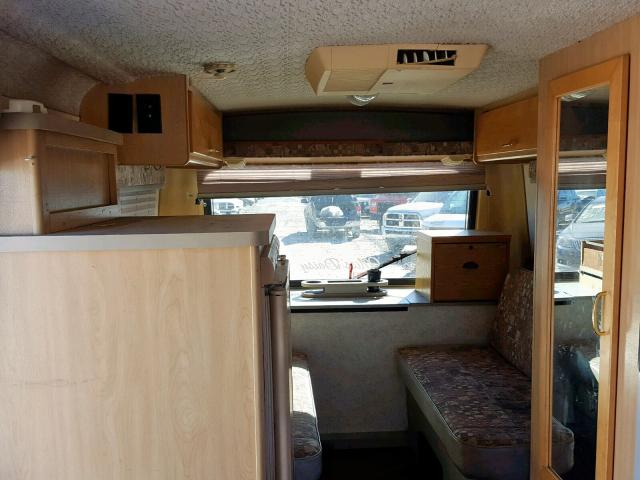 WV3AB47022H067664 - 2002 WINNEBAGO RIALTA BEIGE photo 6