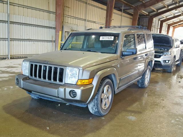 1J8HG48N26C104334 - 2006 JEEP COMMANDER GOLD photo 2