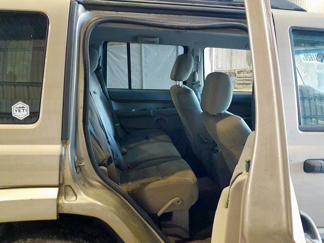 1J8HG48N26C104334 - 2006 JEEP COMMANDER GOLD photo 6
