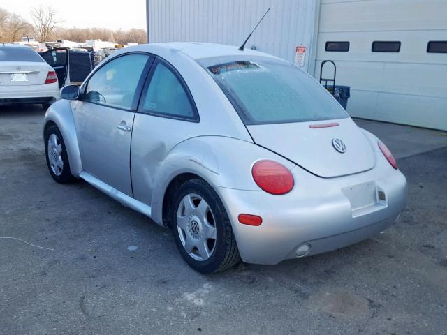 3VWCB21C31M455285 - 2001 VOLKSWAGEN NEW BEETLE SILVER photo 3