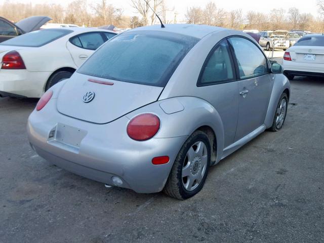 3VWCB21C31M455285 - 2001 VOLKSWAGEN NEW BEETLE SILVER photo 4