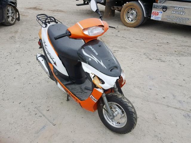 LYHZ1BGA7HJ000759 - 2017 DYKO SCOOTER BLACK photo 1