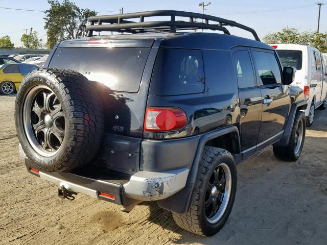 JTEBU11F170065211 - 2007 TOYOTA FJ CRUISER BLACK photo 4