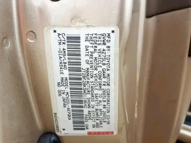 JT2BF28K5W0119642 - 1998 TOYOTA CAMRY GOLD photo 10