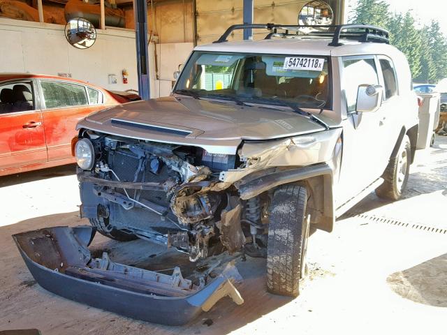 JTEBU11F58K019239 - 2008 TOYOTA FJ CRUISER SILVER photo 2