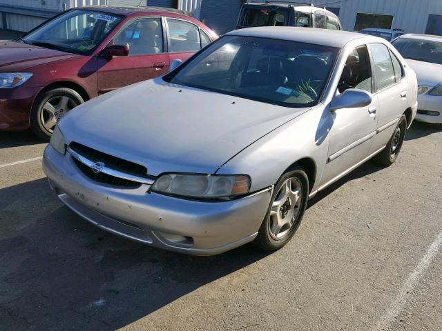 1N4DL01A2YC220644 - 2000 NISSAN ALTIMA XE GRAY photo 2