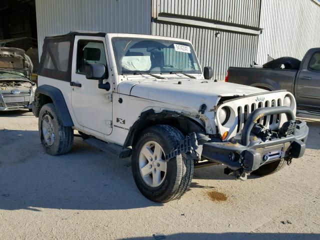 1J4FA24198L507327 - 2008 JEEP WRANGLER X WHITE photo 1