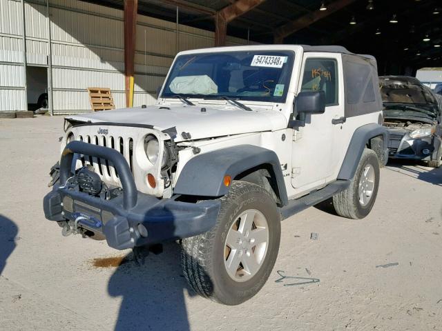 1J4FA24198L507327 - 2008 JEEP WRANGLER X WHITE photo 2