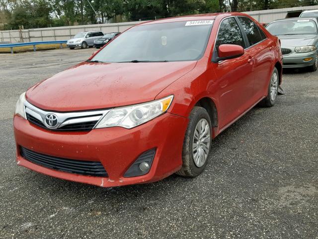 4T1BF1FK4CU577919 - 2012 TOYOTA CAMRY BASE RED photo 2