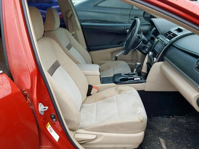 4T1BF1FK4CU577919 - 2012 TOYOTA CAMRY BASE RED photo 5