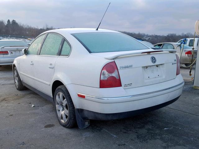WVWTH63B02P079914 - 2002 VOLKSWAGEN PASSAT GLX 白色 照片 3