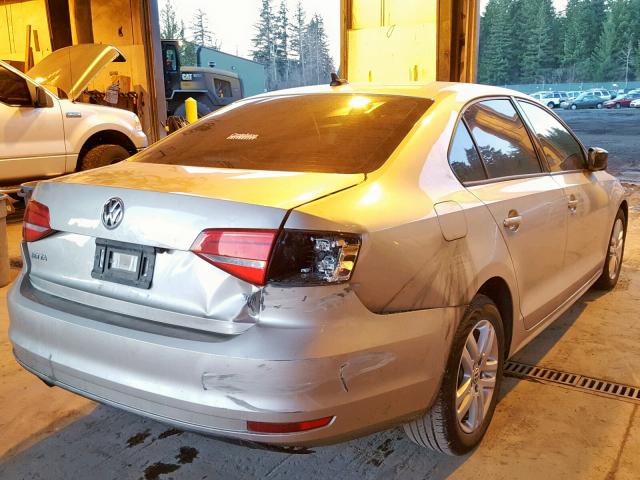 3VW3A7AJ6FM228257 - 2015 VOLKSWAGEN JETTA TDI SILVER photo 4