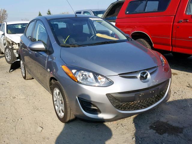 JM1DE1KZ4D0153135 - 2013 MAZDA MAZDA2 GRAY photo 1