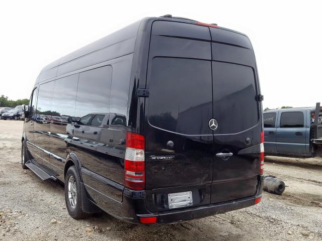 WD3PE8CC7D5750163 - 2013 MERCEDES-BENZ SPRINTER BLACK photo 3