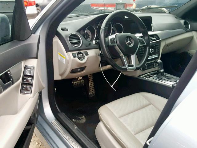 WDDGF4HB7DR266973 - 2013 MERCEDES-BENZ C 250 BLUE photo 9