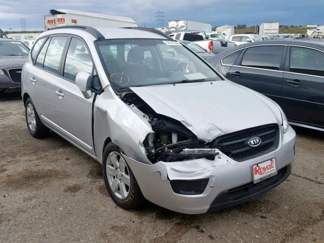 KNAFG526187168380 - 2008 KIA RONDO LX SILVER photo 1