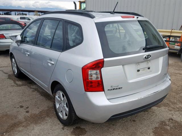 KNAFG526187168380 - 2008 KIA RONDO LX SILVER photo 3