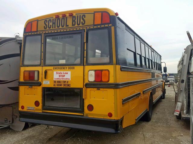 4UZABRDC86CN91611 - 2006 FREIGHTLINER CHASSIS B2 YELLOW photo 4