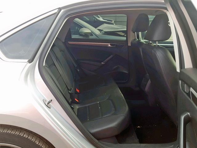 1VWDT7A32HC042168 - 2017 VOLKSWAGEN PASSAT R-L SILVER photo 6