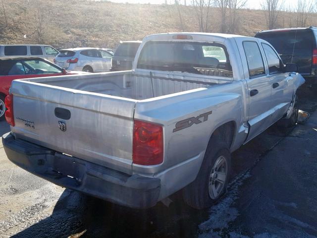 1D3HW38K28S562112 - 2008 DODGE DAKOTA SXT SILVER photo 4