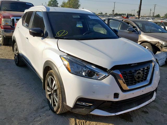 3N1CP5CU5JL512283 - 2018 NISSAN KICKS S WHITE photo 1