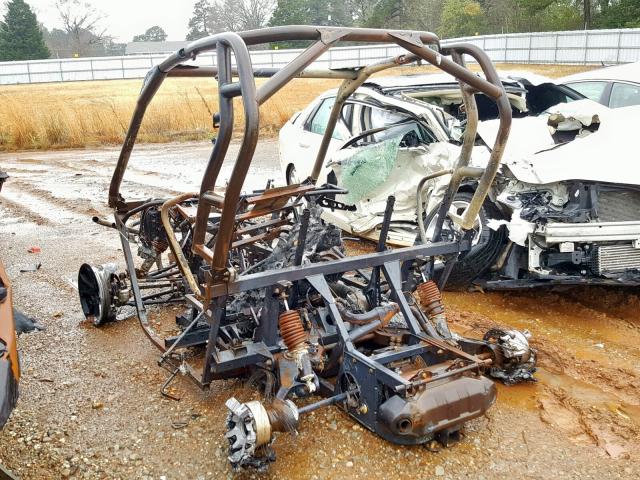 3JBKKAN29HJ001289 - 2017 CAN-AM COMMANDER BURN photo 3