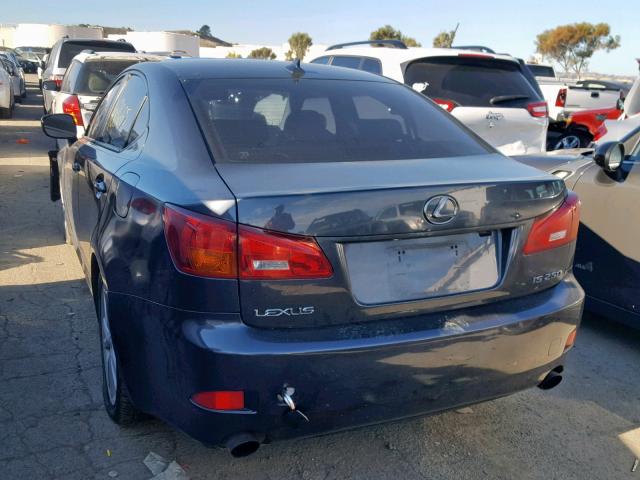 JTHBK262172044075 - 2007 LEXUS IS 250 GRAY photo 3