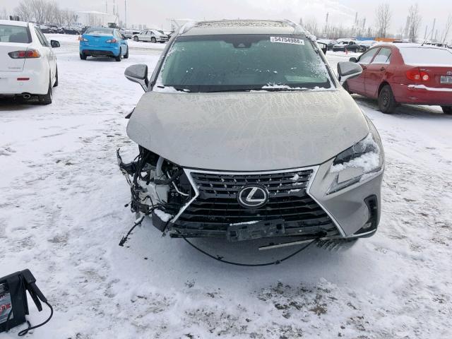 JTJBARBZ3J2155067 - 2018 LEXUS NX 200T GRAY photo 9