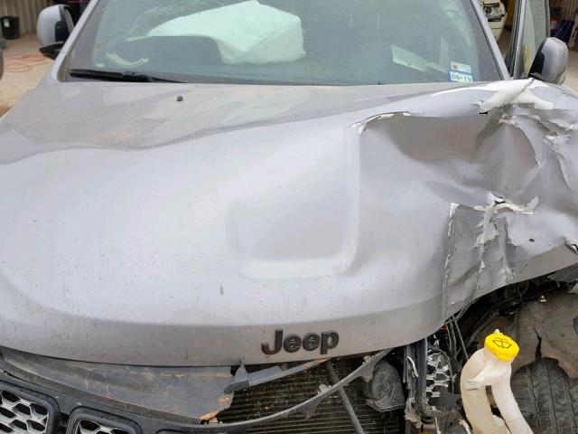 1C4RJEAG5HC745799 - 2017 JEEP GRAND CHER SILVER photo 7