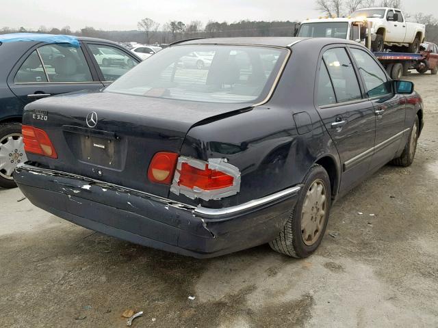 WDBJF55F3VA341518 - 1997 MERCEDES-BENZ E 320 BLACK photo 4