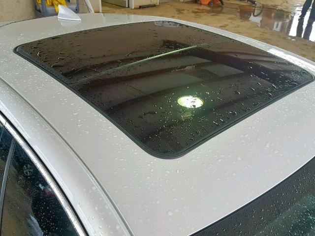 1G1ZH5SX6HF275722 - 2017 CHEVROLET MALIBU PRE WHITE photo 9