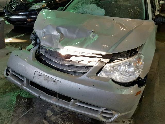 1C3CC4FB2AN133808 - 2010 CHRYSLER SEBRING TO SILVER photo 9