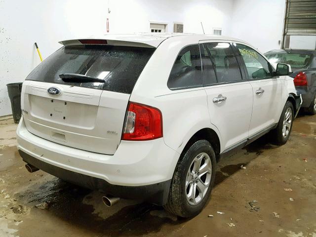 2FMDK3JC8BBA72681 - 2011 FORD EDGE SEL WHITE photo 4