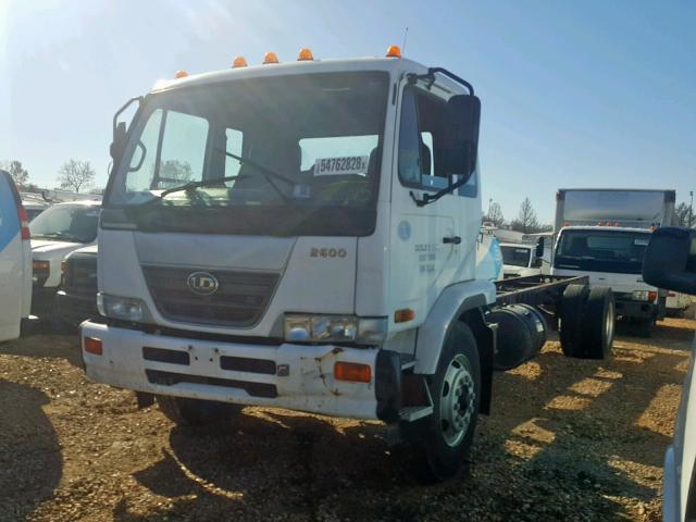 JNAPA81H19AR75017 - 2009 NISSAN DIESEL UD2600 WHITE photo 2