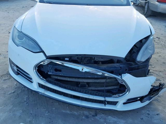 5YJSA1H19EFP59098 - 2014 TESLA MODEL S WHITE photo 7