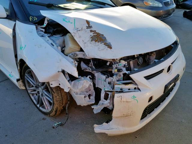 JTKJF5C75C3035069 - 2012 TOYOTA SCION TC 白色 照片 9