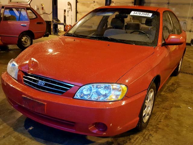 KNAFB121925202953 - 2002 KIA SPECTRA BA RED photo 2