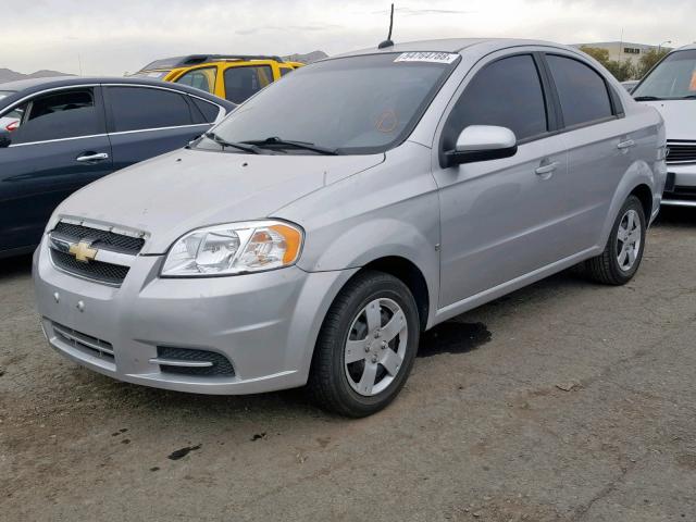 KL1TD56E69B642894 - 2009 CHEVROLET AVEO LS SILVER photo 2