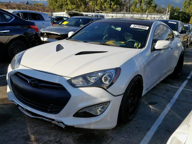 KMHHU6KJ0DU094164 - 2013 HYUNDAI GENESIS CO WHITE photo 2