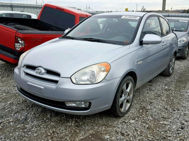 KMHCN36C89U139263 - 2009 HYUNDAI ACCENT SE SILVER photo 2