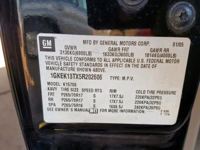 1GKEK13TX5R202606 - 2005 GMC YUKON BLACK photo 10