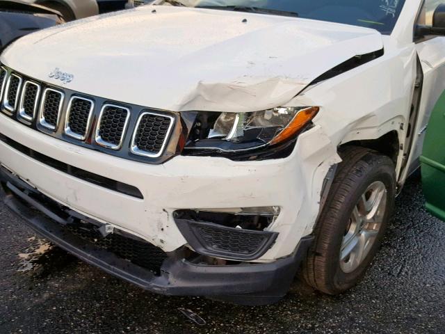 3C4NJCAB7JT240350 - 2018 JEEP COMPASS SP 白色 照片 9
