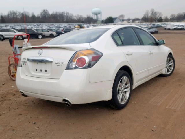 1N4BL2APXBN486318 - 2011 NISSAN ALTIMA SR WHITE photo 4