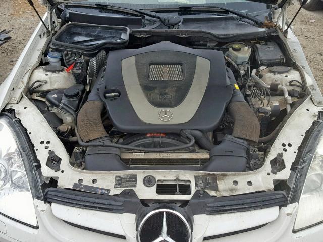 WDBWK56FX7F156811 - 2007 MERCEDES-BENZ SLK 350 WHITE photo 7