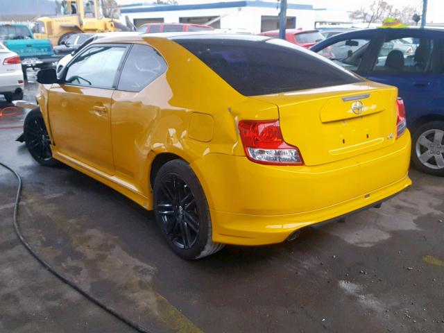 JTKJF5C75C3024007 - 2012 TOYOTA SCION TC YELLOW photo 3