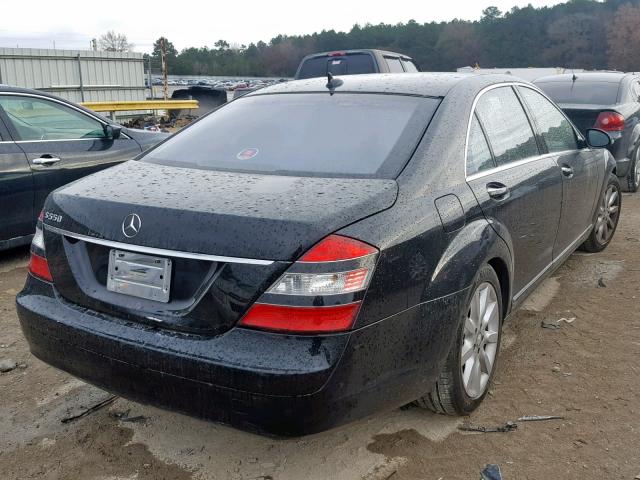 WDDNG71X58A195787 - 2008 MERCEDES-BENZ S 550 BLACK photo 4